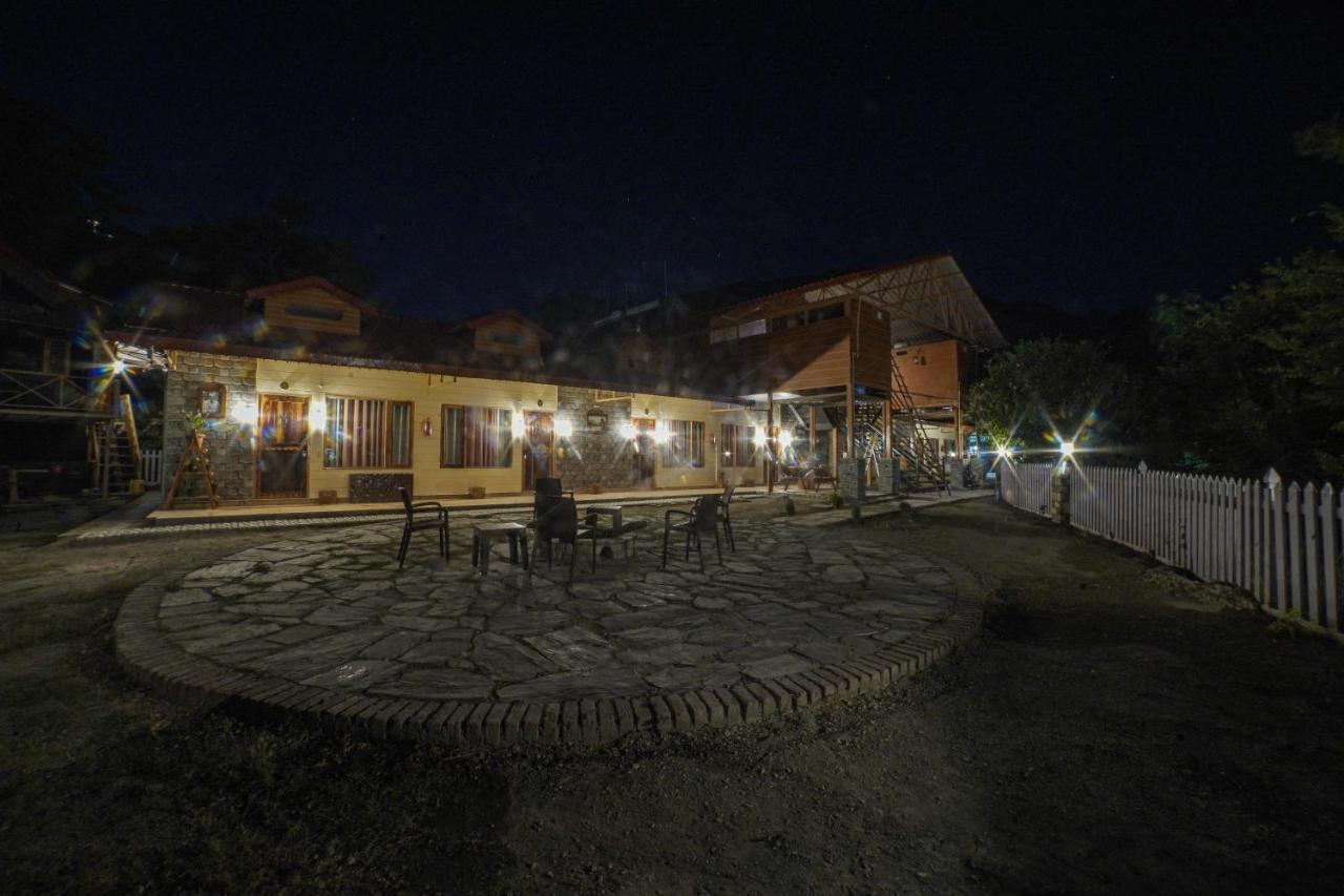 Tiger Fall Eco Resort Chakrāta Esterno foto